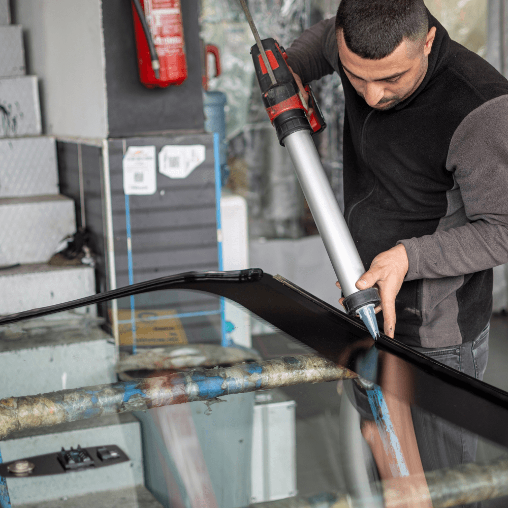 Windshield Replacement Near Me: How to Find the Best Deal in 2026
